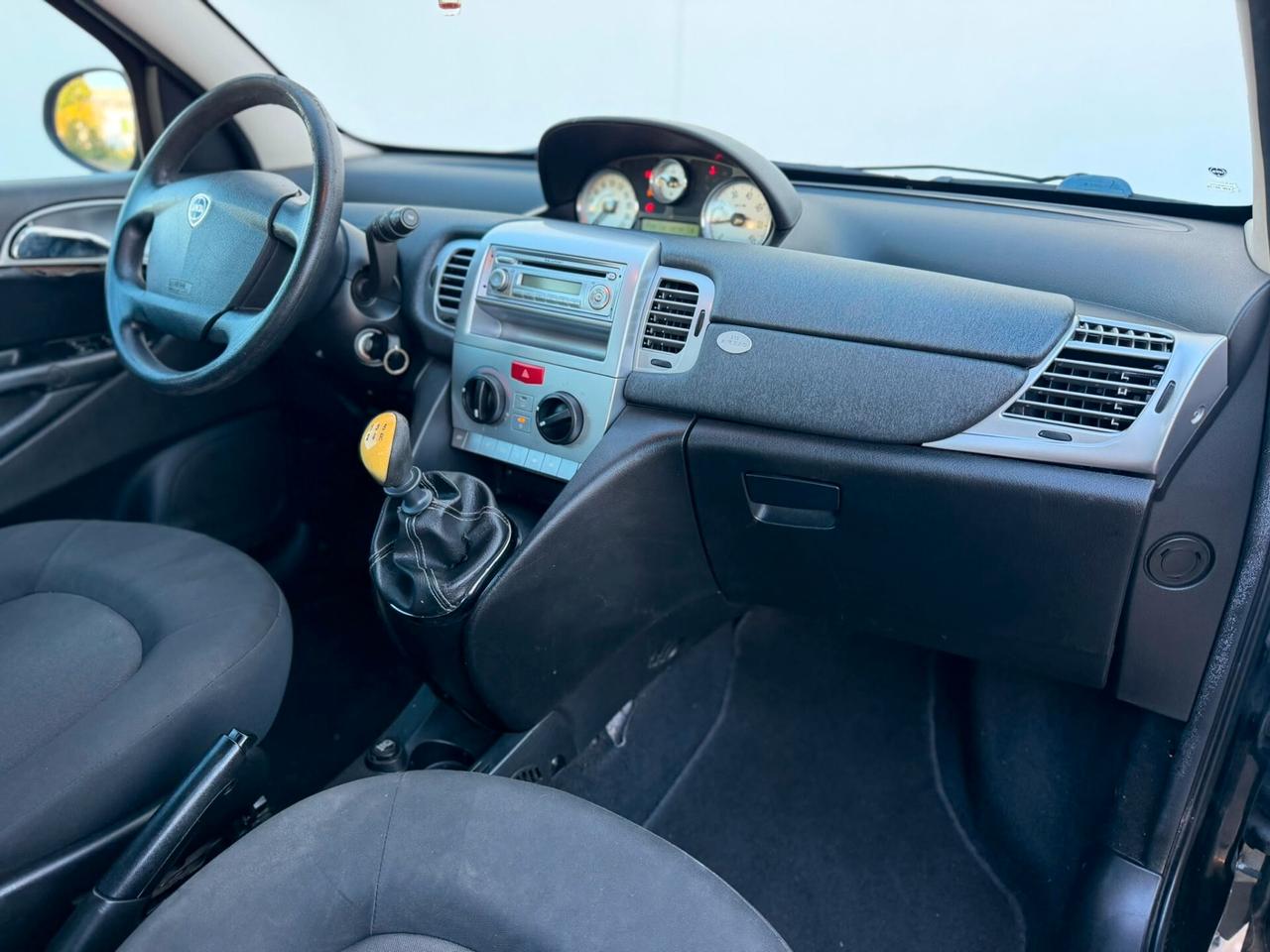 Lancia Ypsilon 1.2 69 CV DIVA