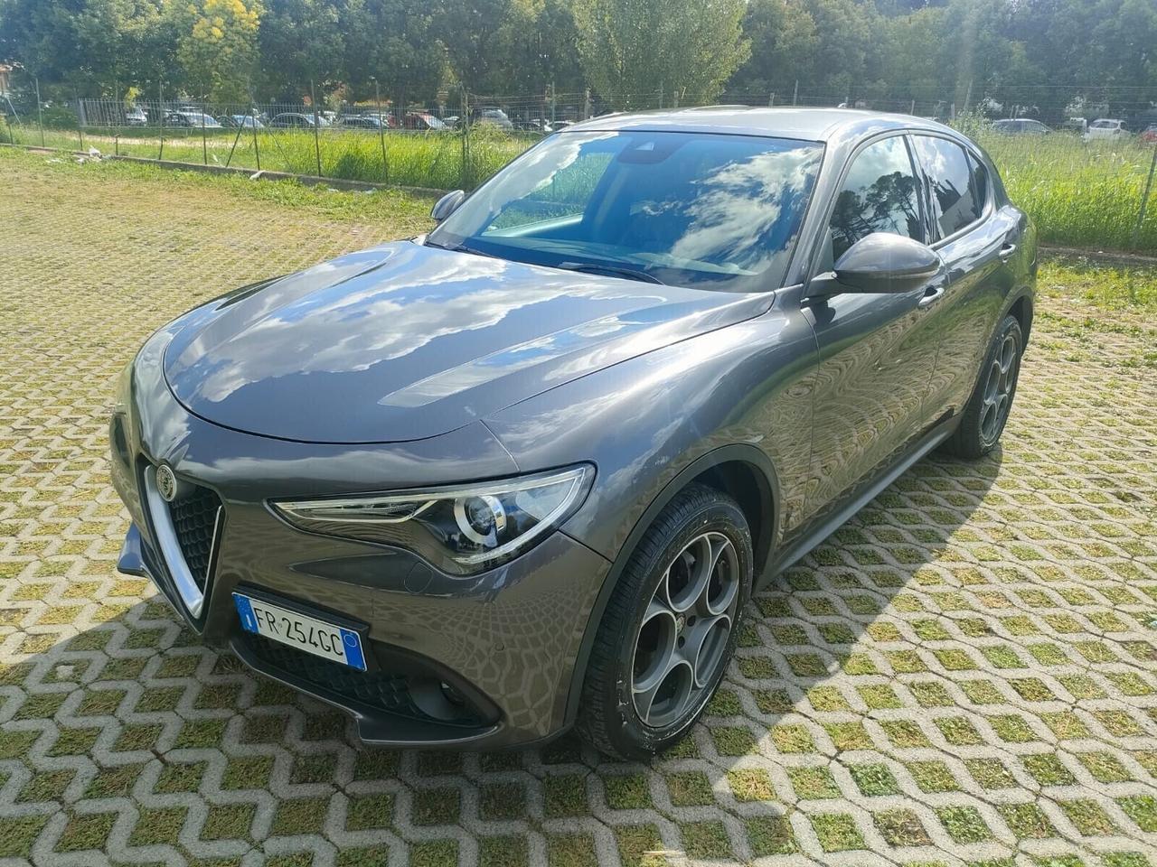 Alfa Romeo Stelvio 2.2 Turbodiesel 210 CV AT8 Q4 E