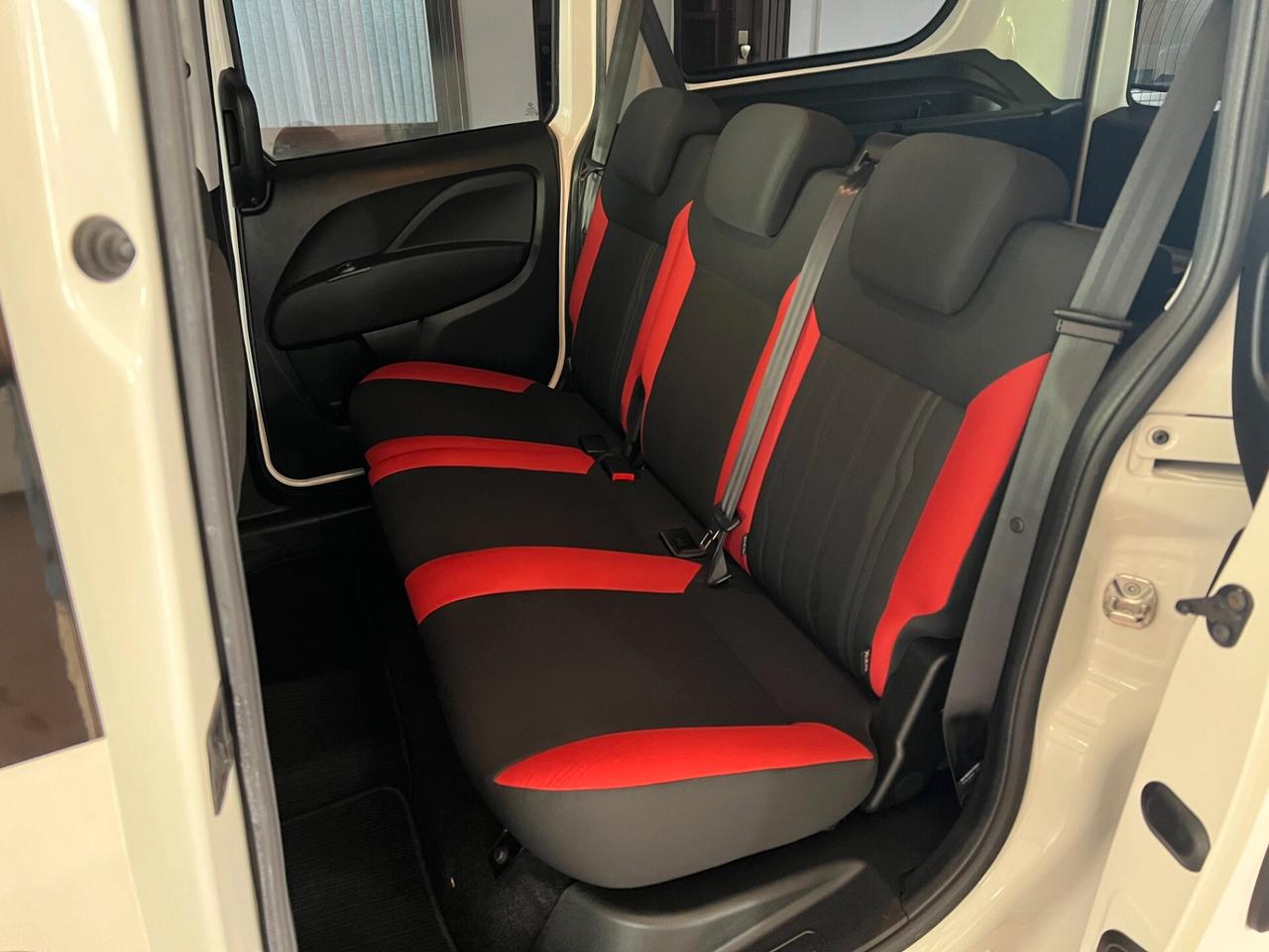 Fiat Doblo Maxi 1.6 MJT 101 CV PL Combi N1 Autocarro 5 posti **Km 18.600**