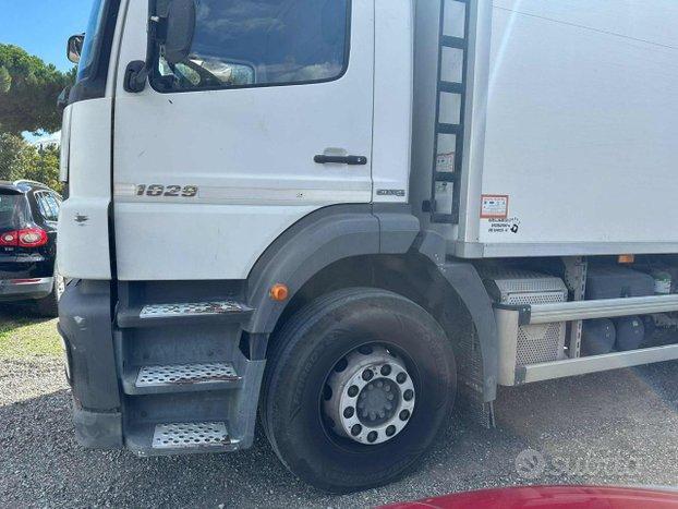 MERCEDES-BENZ Axor 1829 Regrigerato con Sponda +