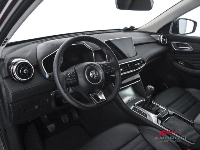 MG HS 1.5 t-gdi Luxury
