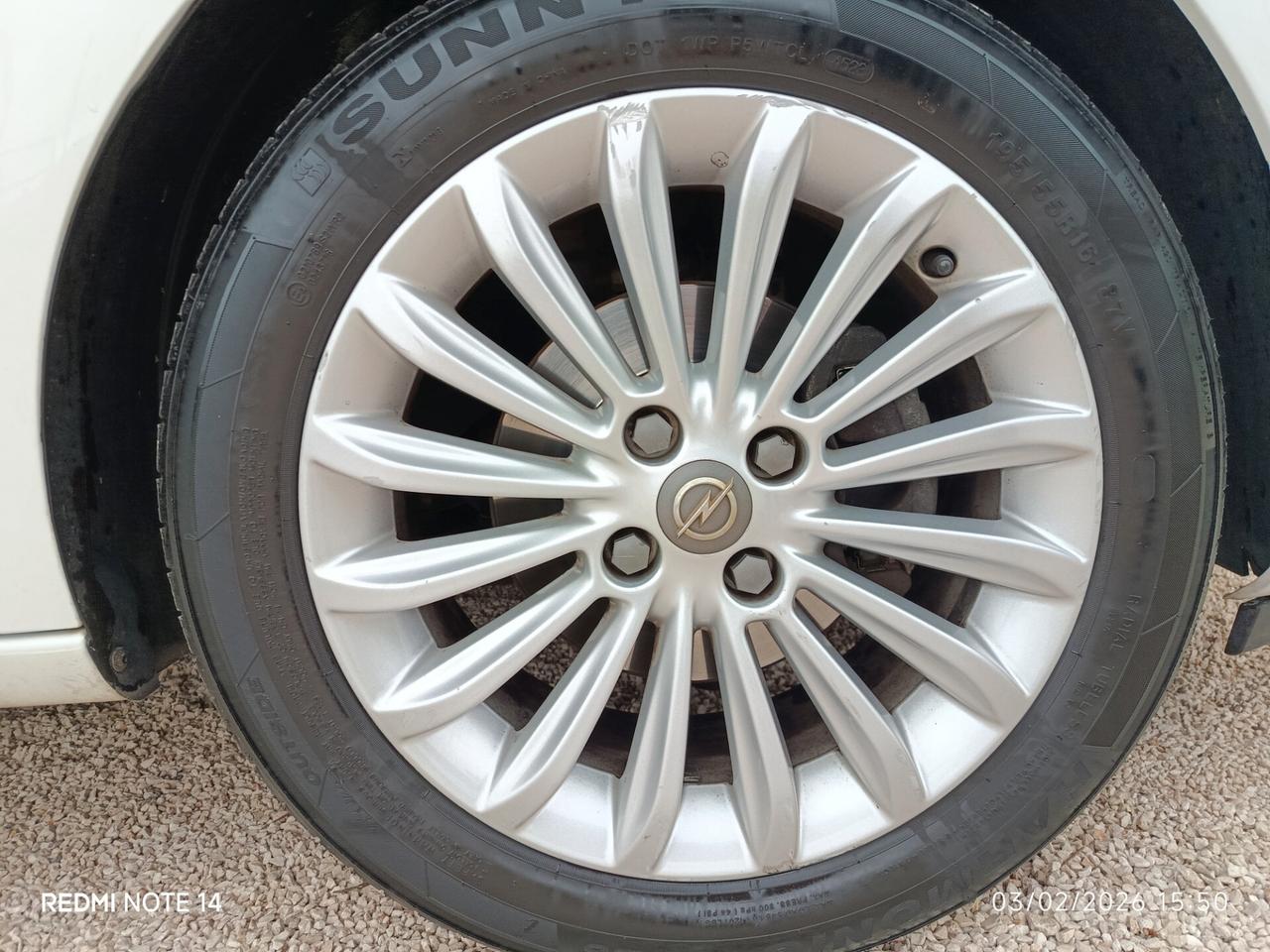 Opel Adam 1.4 87 CV GPL Tech White/Black Link