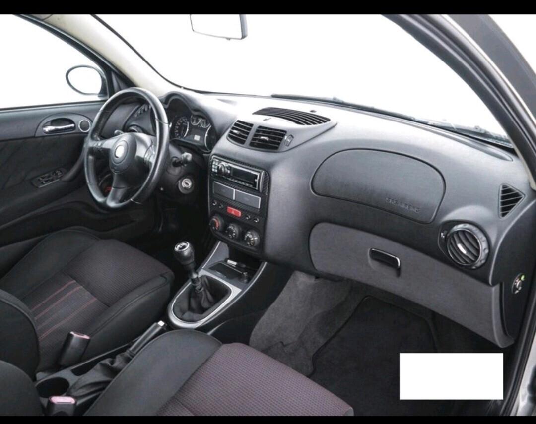 Alfa Romeo 147 1.9 JTD (120) 3 porte Black Line 2008