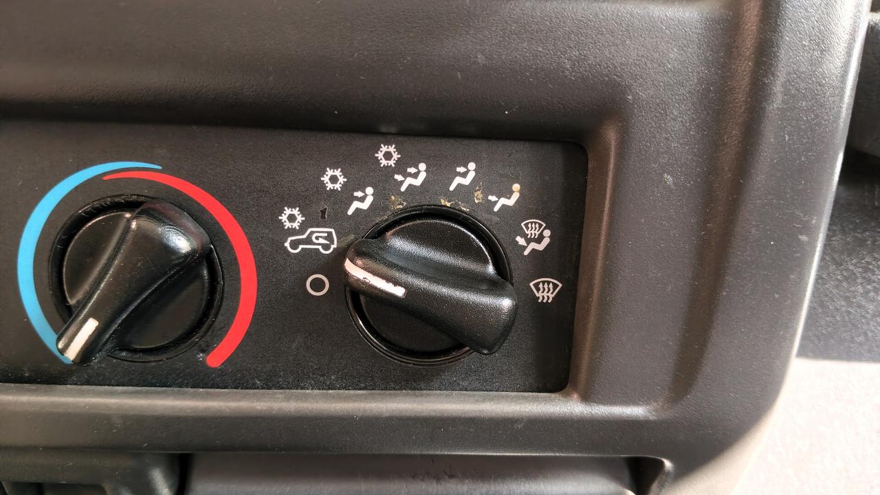 Jeep Wrangler 4.0 Sport ASI 4 posti