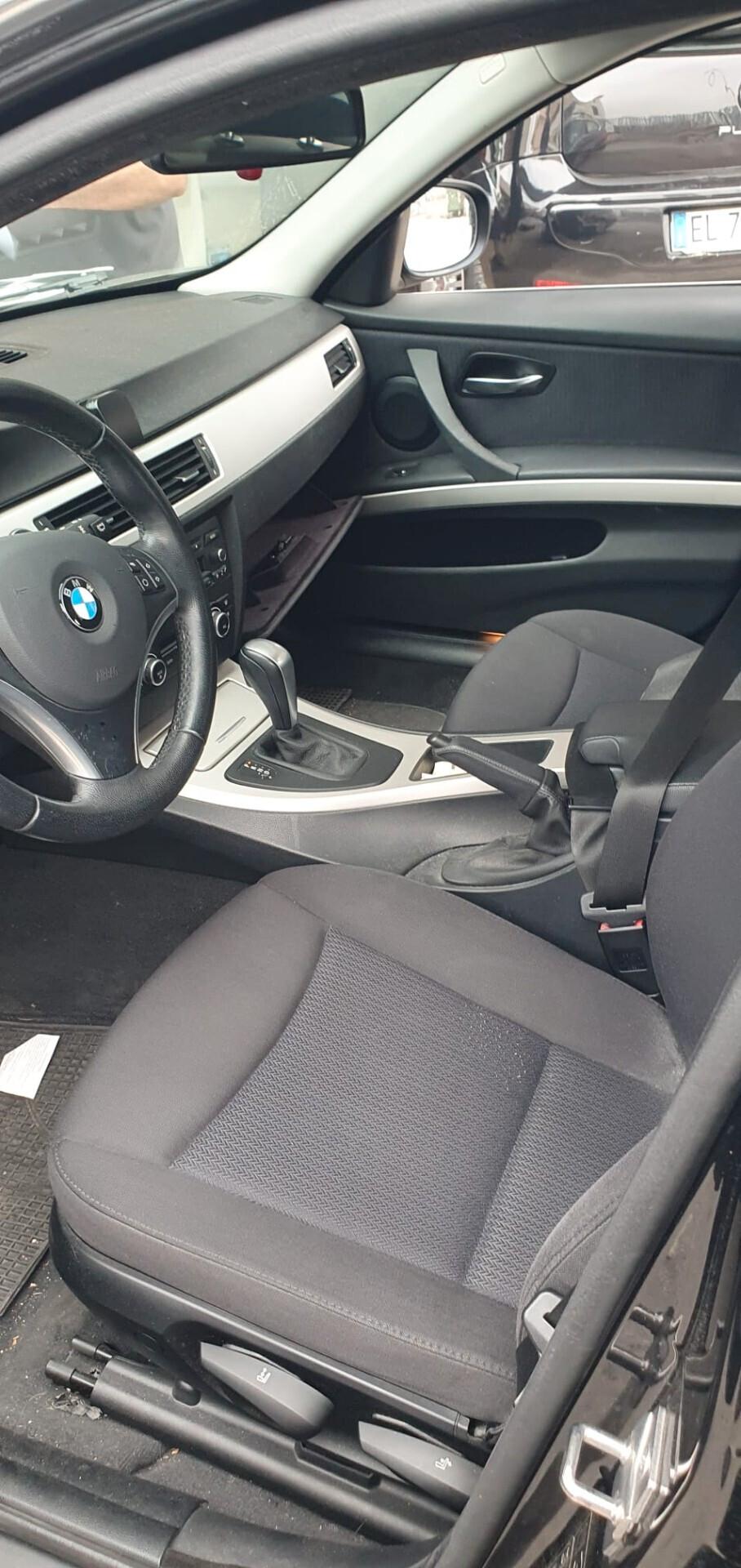 Bmw 320 320d cat Touring Attiva