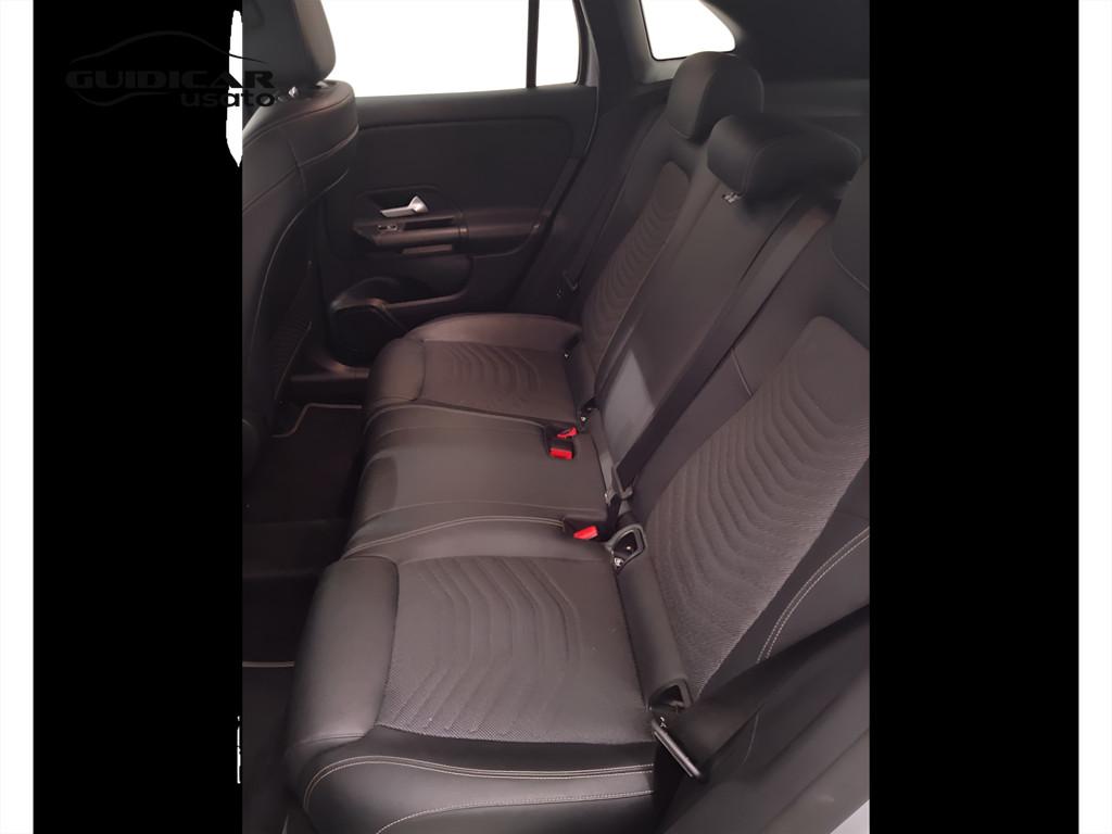 Mercedes-Benz GLA-H247 2020 - GLA 180 d Sport auto