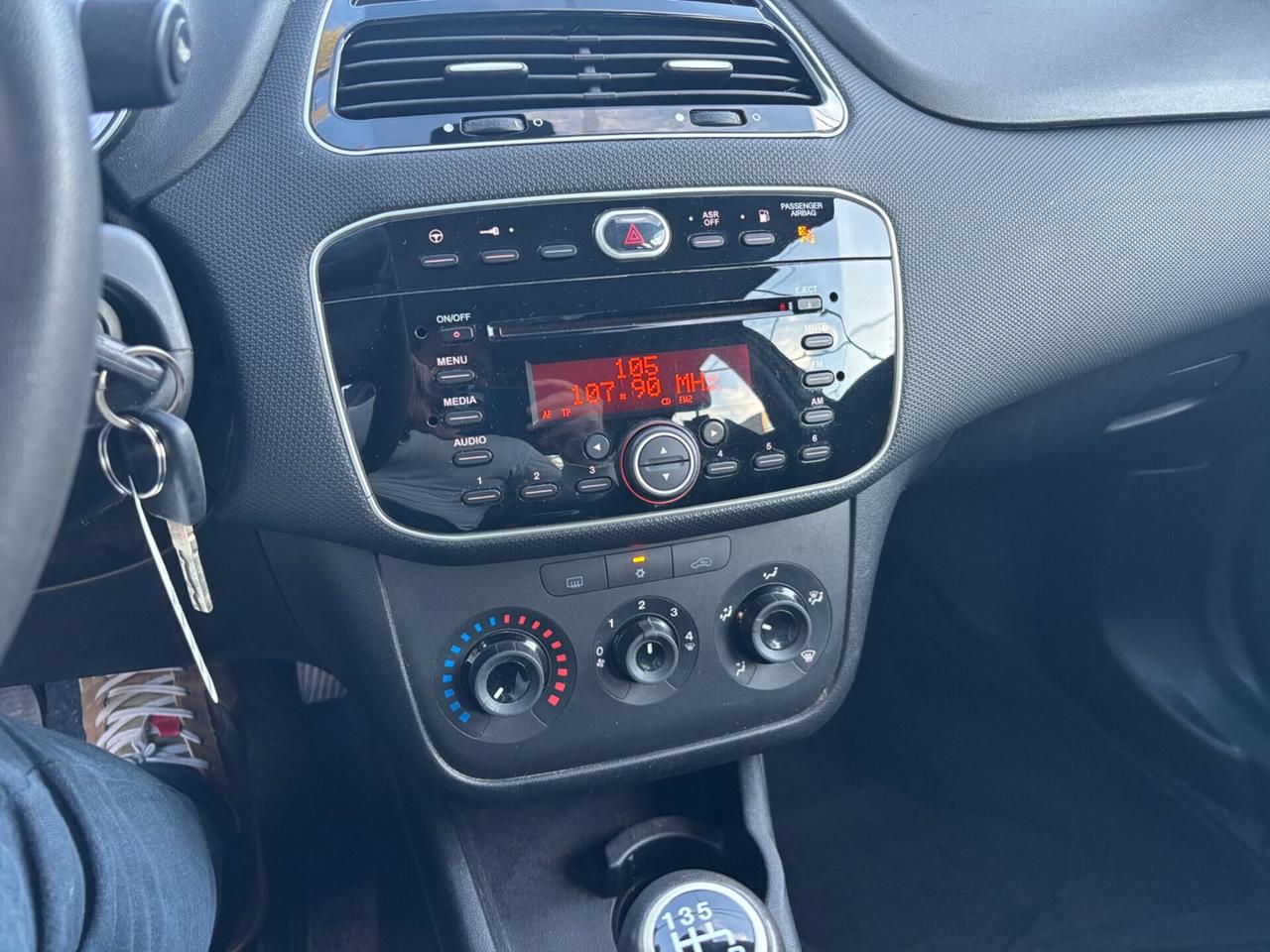 Fiat Punto 1.4 8V 5 porte METANO Lounge OK NEOPATENTATI