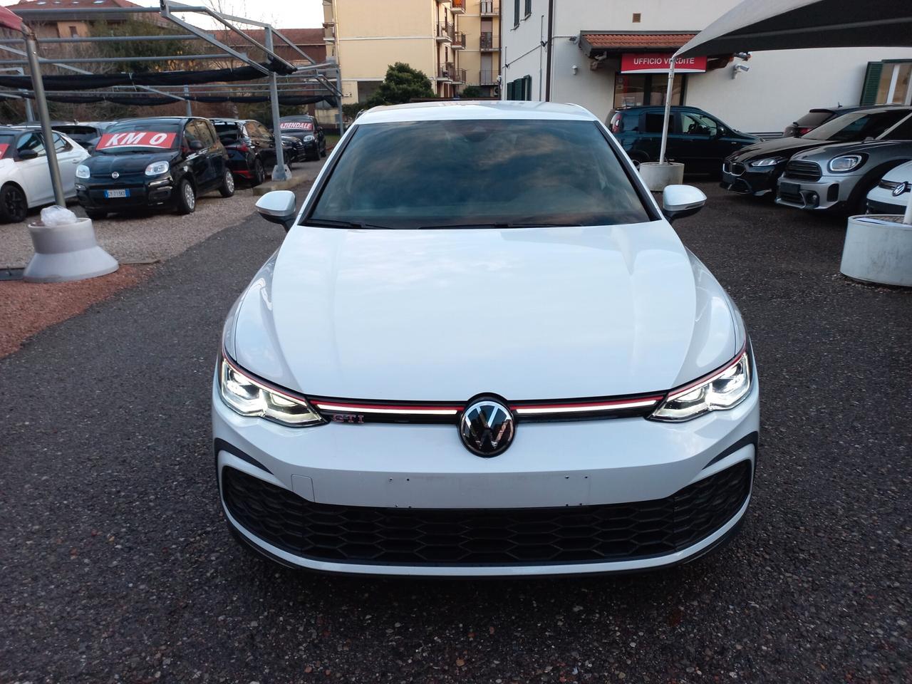 Volkswagen Golf GTI 2.0 TSI DSG