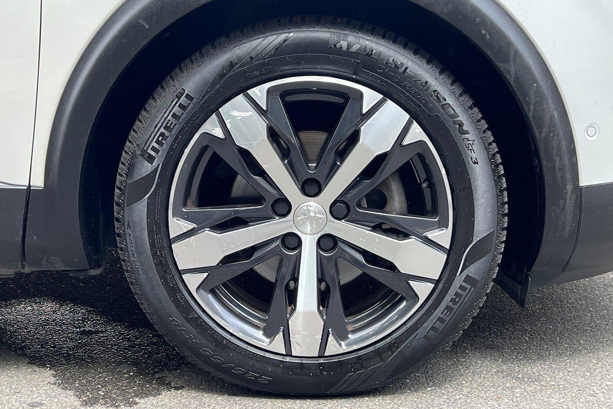 PEUGEOT 3008 BlueHDi 180 S&S EAT8 GT