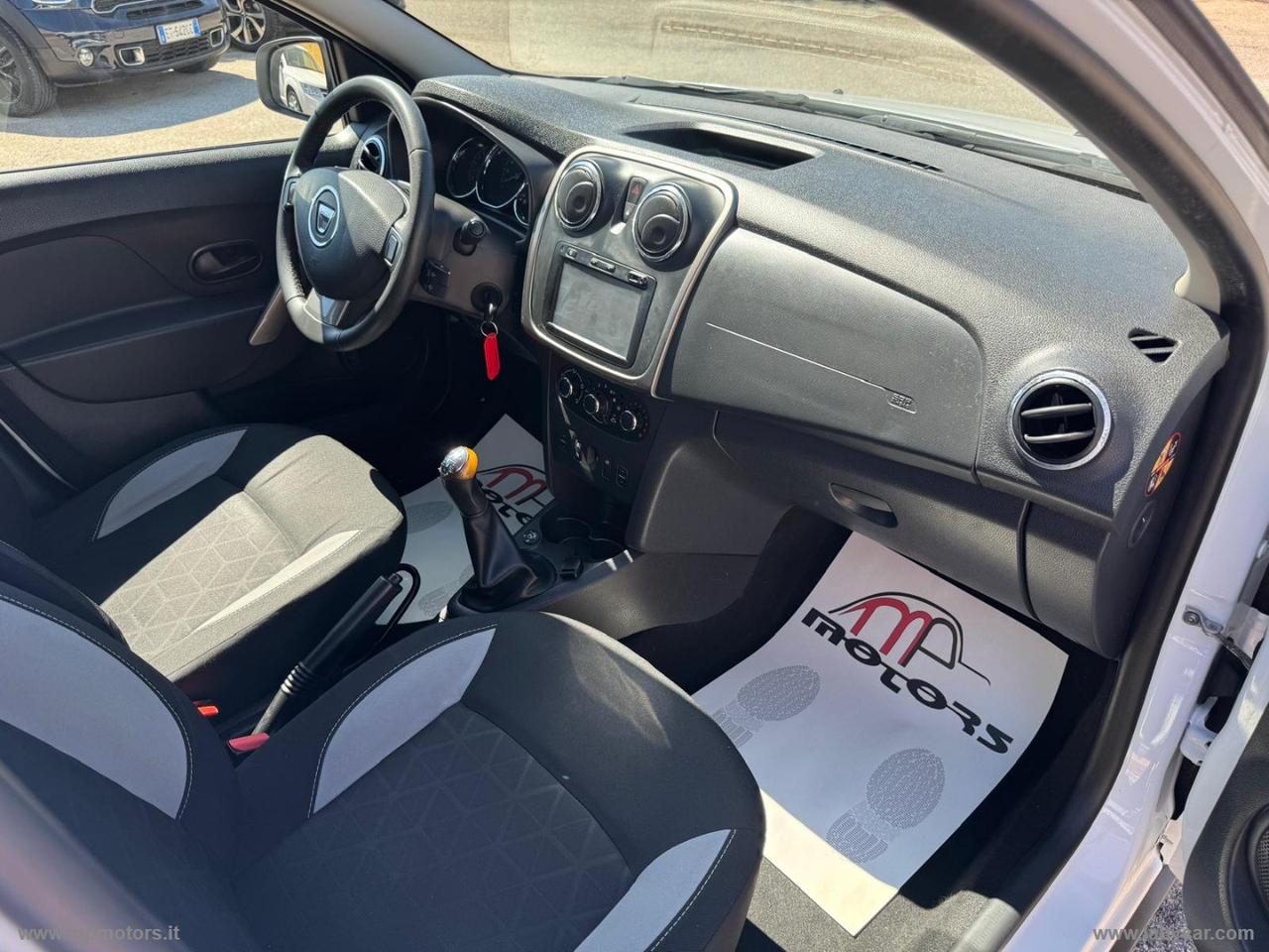 DACIA SANDERO STEPWAY PRESTIGE 0.9 TCE 90CV GPL