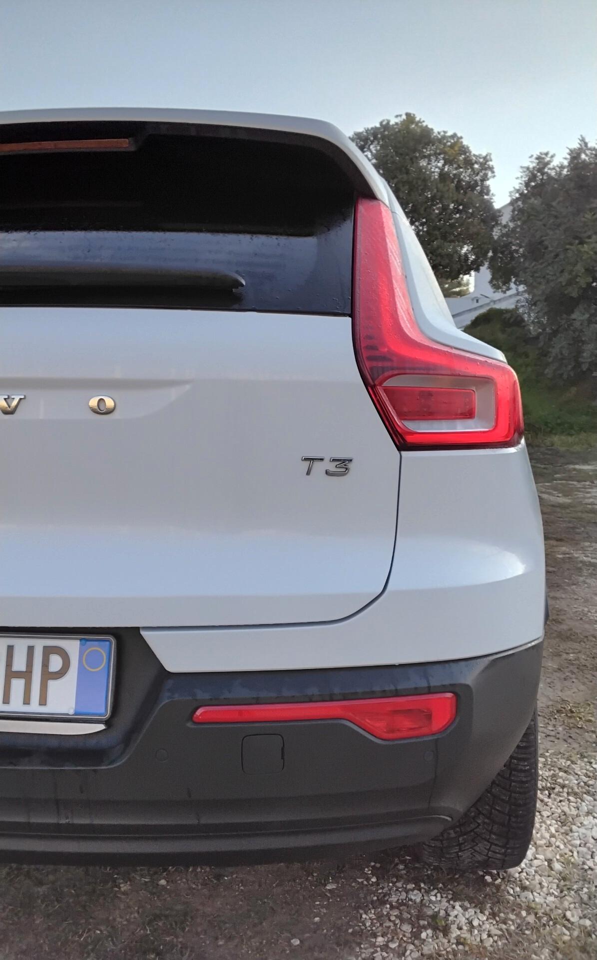 Volvo XC40 T3 Momentum