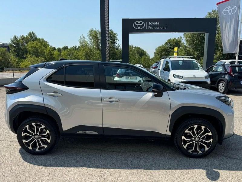 Toyota Yaris Cross 1.5H (116 CV) E-CVT Adventure