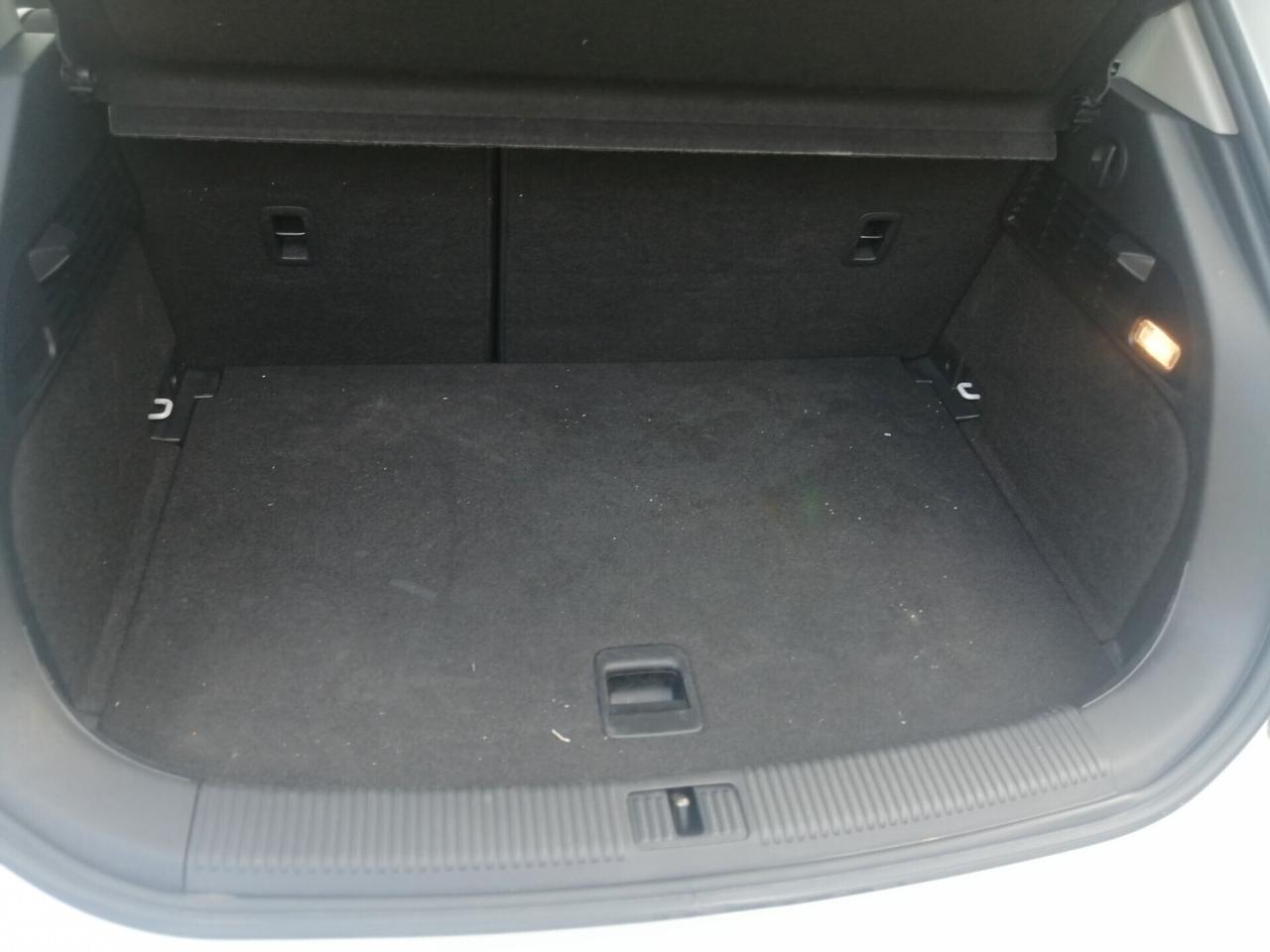 Audi A1 1.6 TDI S tronic S LINE.