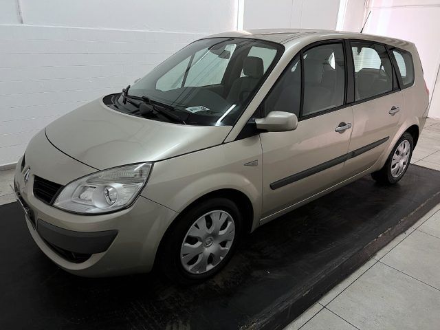 RENAULT Grand Scenic 1.9 dCi/130CV fap expression 5 pl