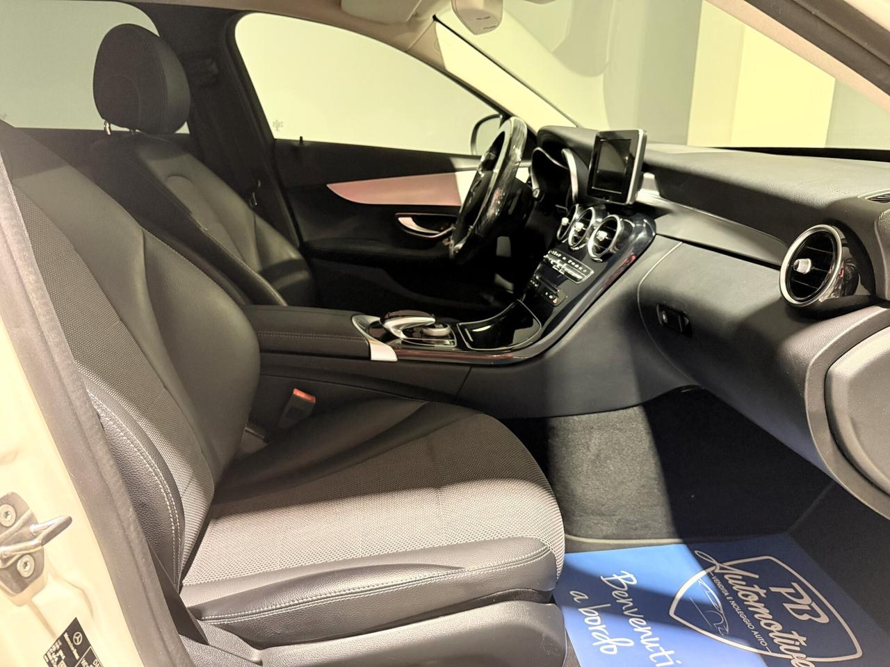 MERCEDES 220CDI PREMIUM FULL LED UNICO PROPRIETARIO