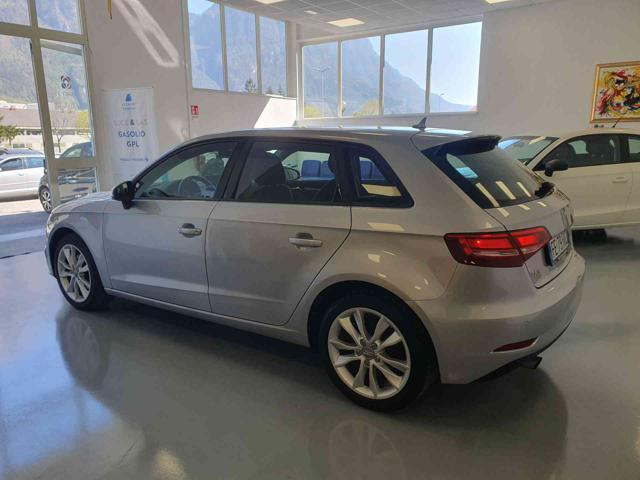 AUDI A3 1.6 TDI 115cv Xenon
