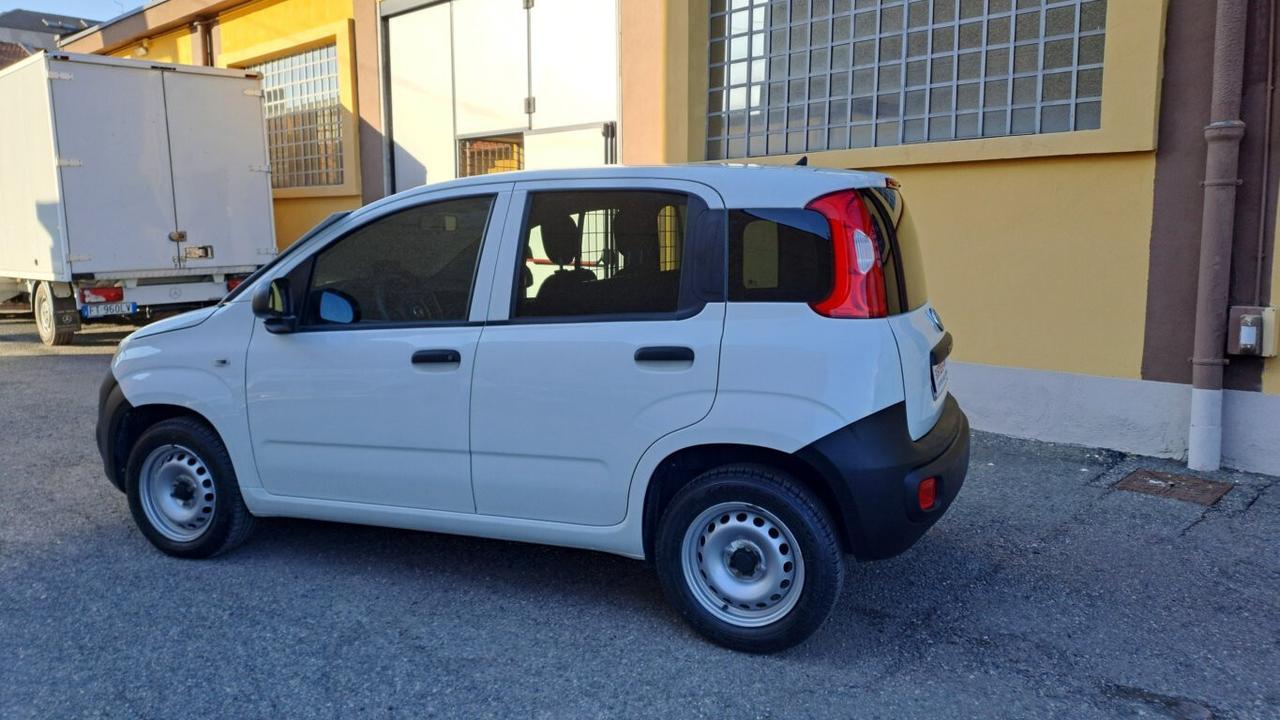 Fiat Panda 1.2 69 CV VAN 2 POSTI - KM. 13000 CERTIFICATI ! UNICO PROPRIETARIO OMOL.AUTOCARRO IVA NON INCLUSA