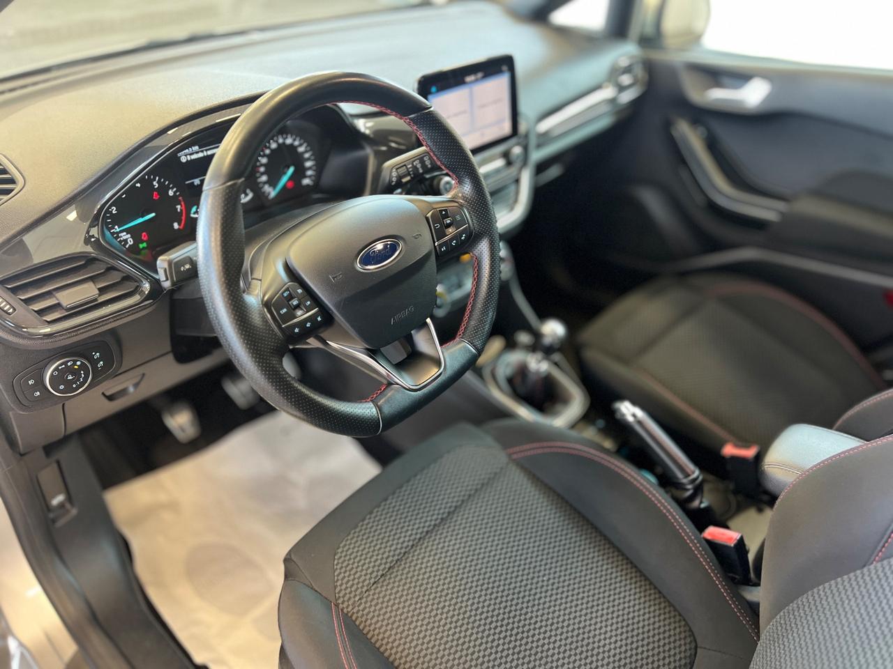 Ford Fiesta 1.0 Ecoboost 100 CV 5 porte ST-Line