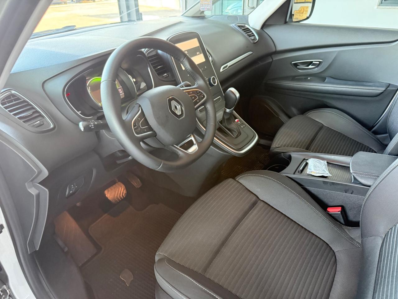 Renault Scenic Scénic dCi 8V 110 CV EDC Energy Sport Edition2