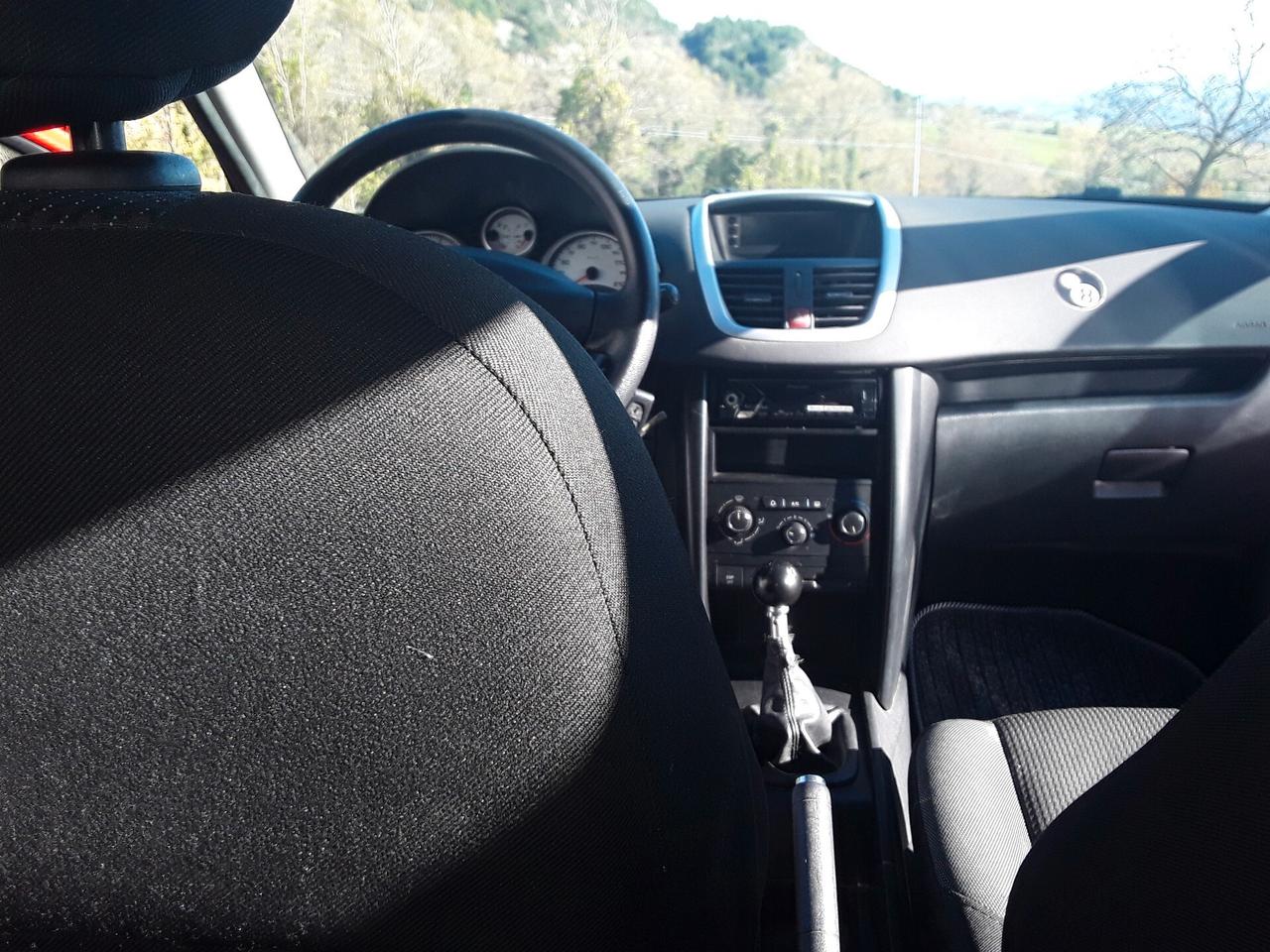 Peugeot 207 1.4 8V 75CV 5p. X Line ECO GPL
