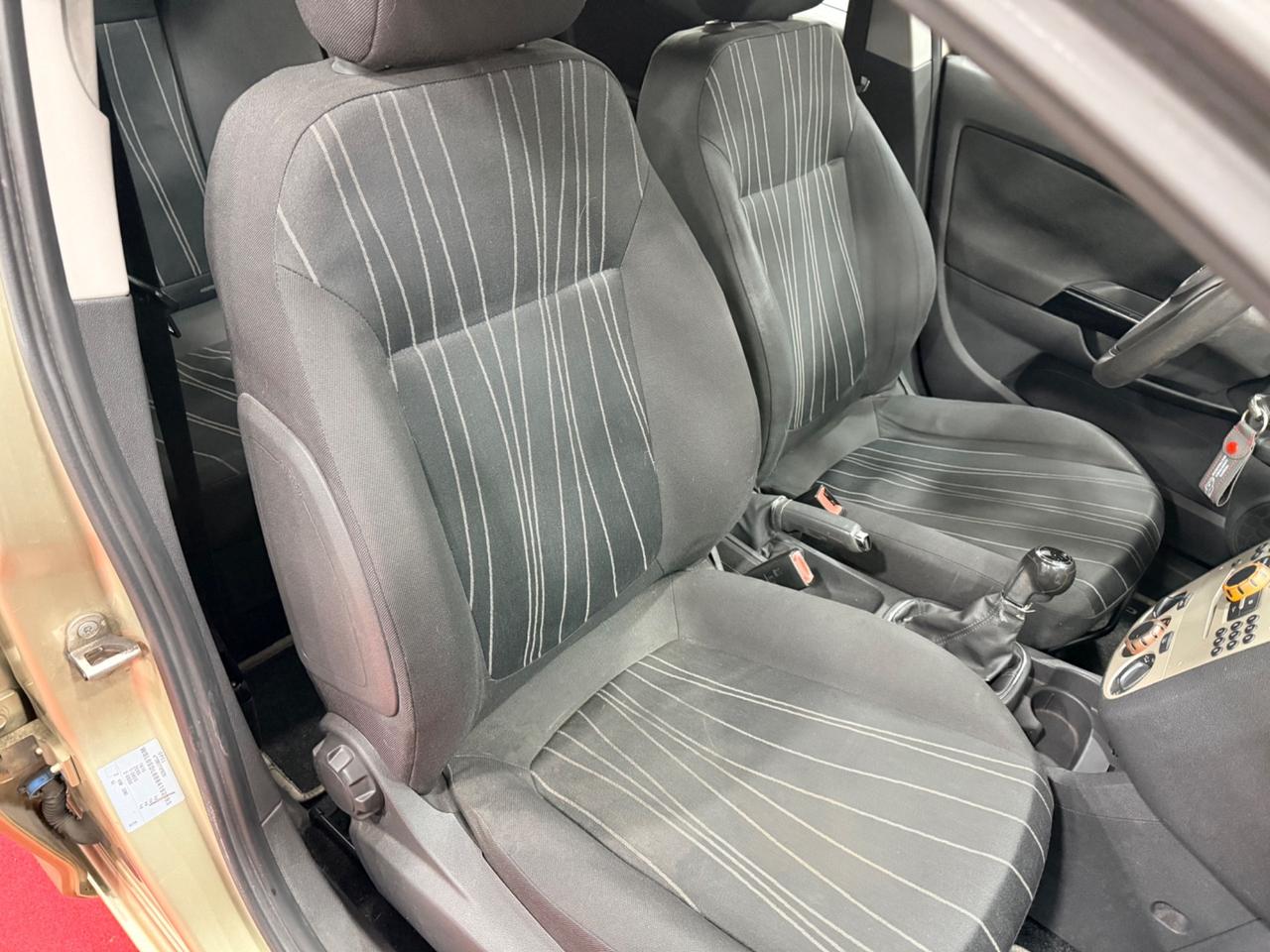 Opel Corsa 1.4 16V 5 porte Enjoy UNICO PROPRIETARIO