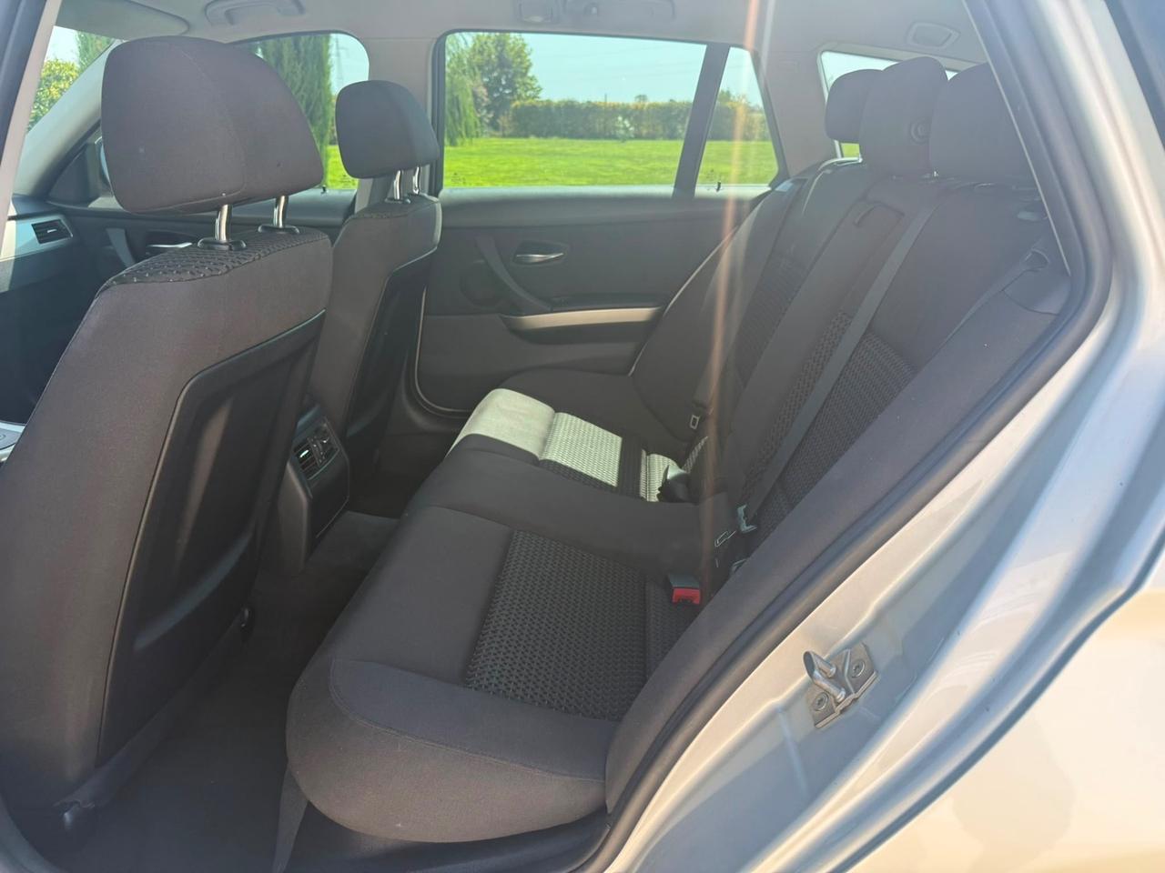 Bmw 318d 2.0 143CV cat Touring Futura automatica