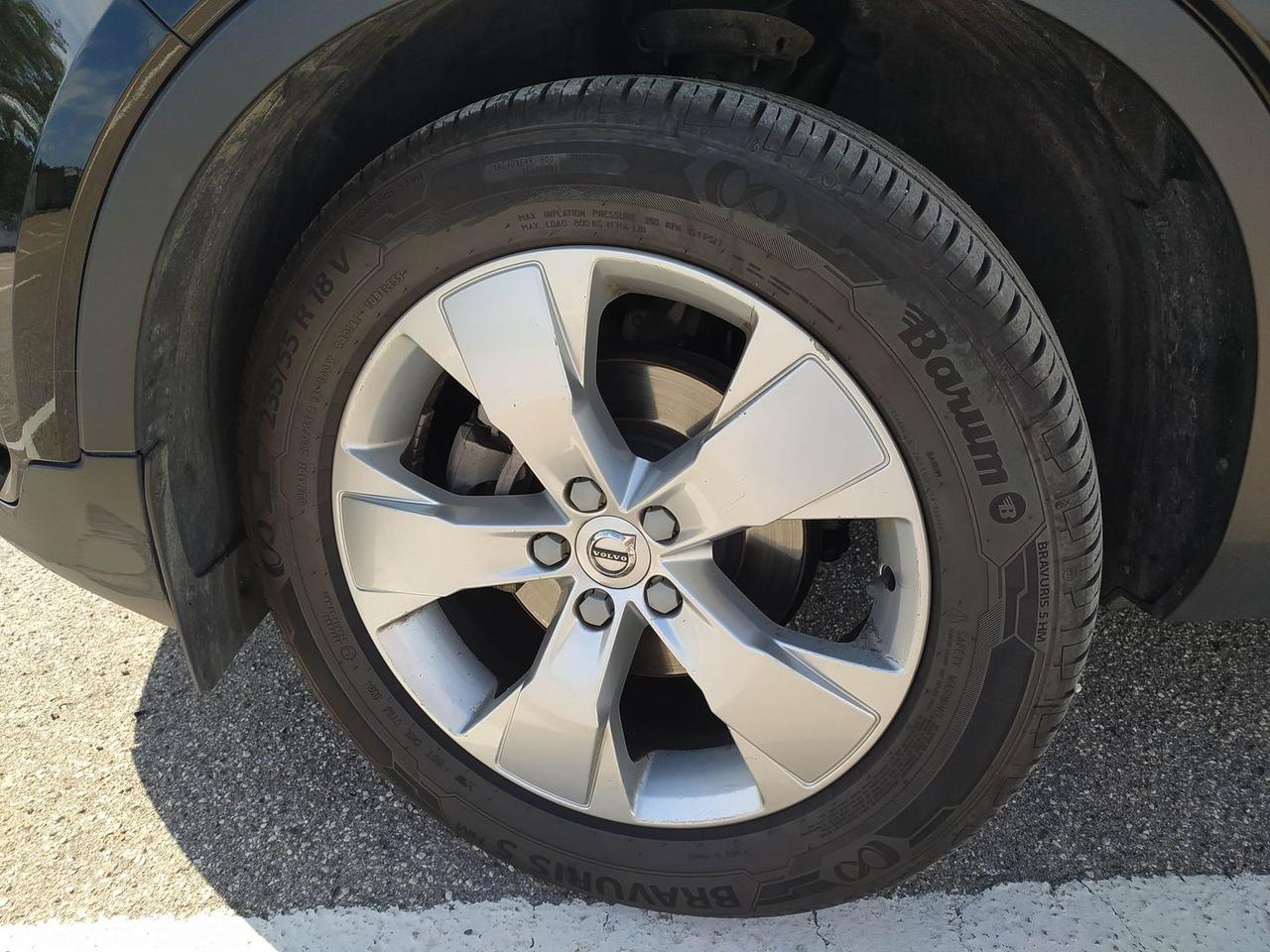 Volvo XC40 Momentum D3 #6463