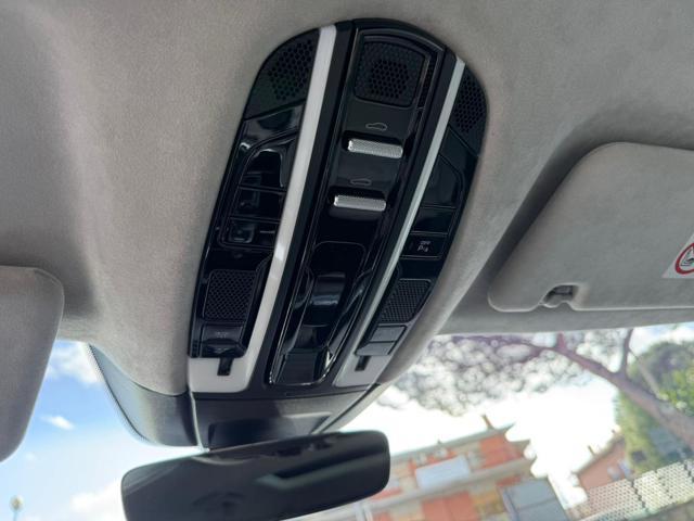 PORSCHE Panamera 4.0 Turbo