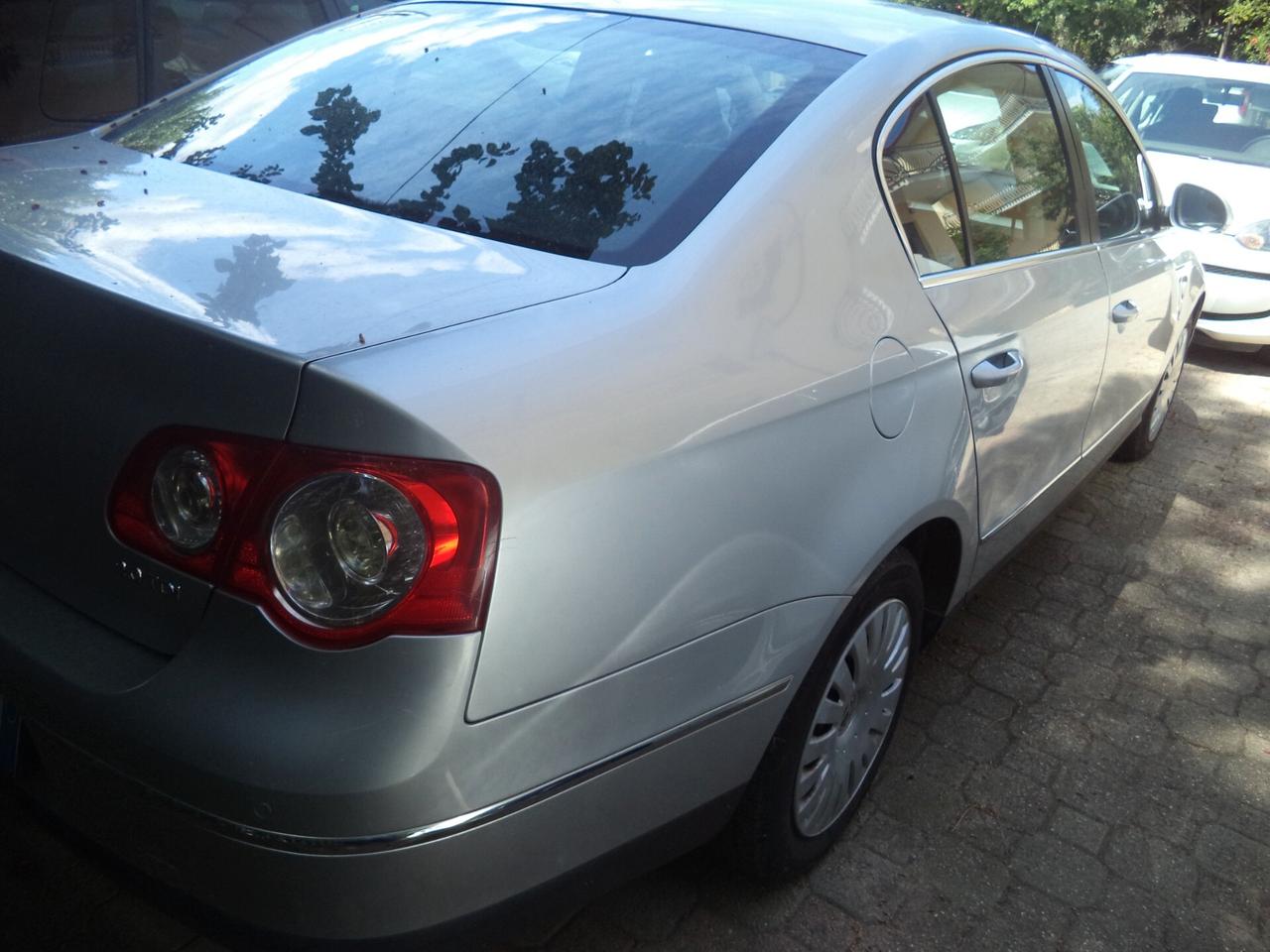 Volkswagen Passat 2.0 TDI DPF Highline