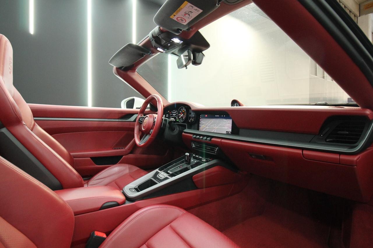 PORSCHE CARRERA 911 CABRIO