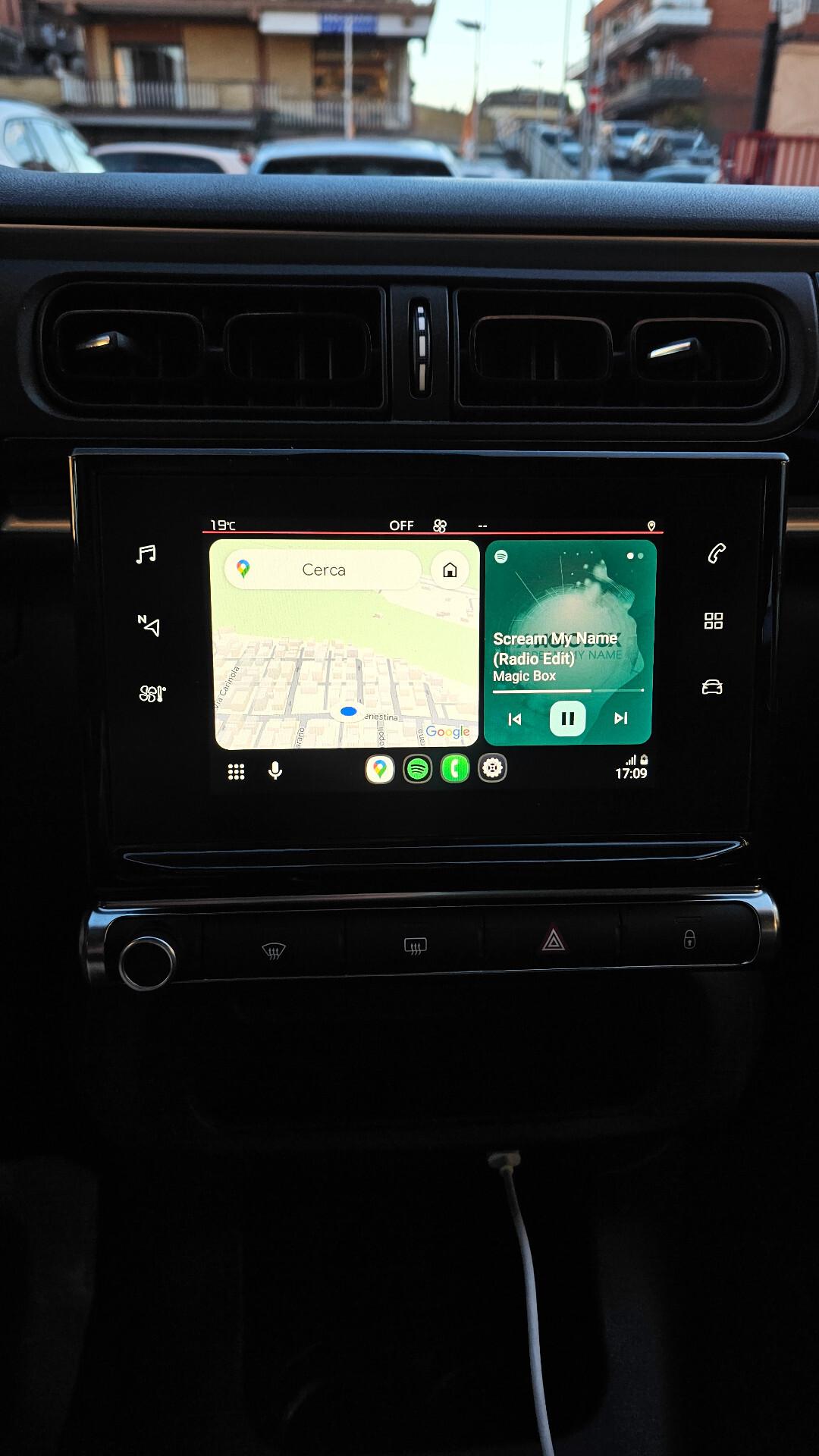 Citroen C3 PureTech 82 S&S GRAPHIC UNIPRO' CINTA SOSTITUITA ANDROID