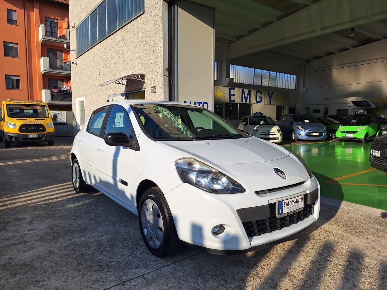 Renault Clio 1.2 16V 5 porte Dynamique
