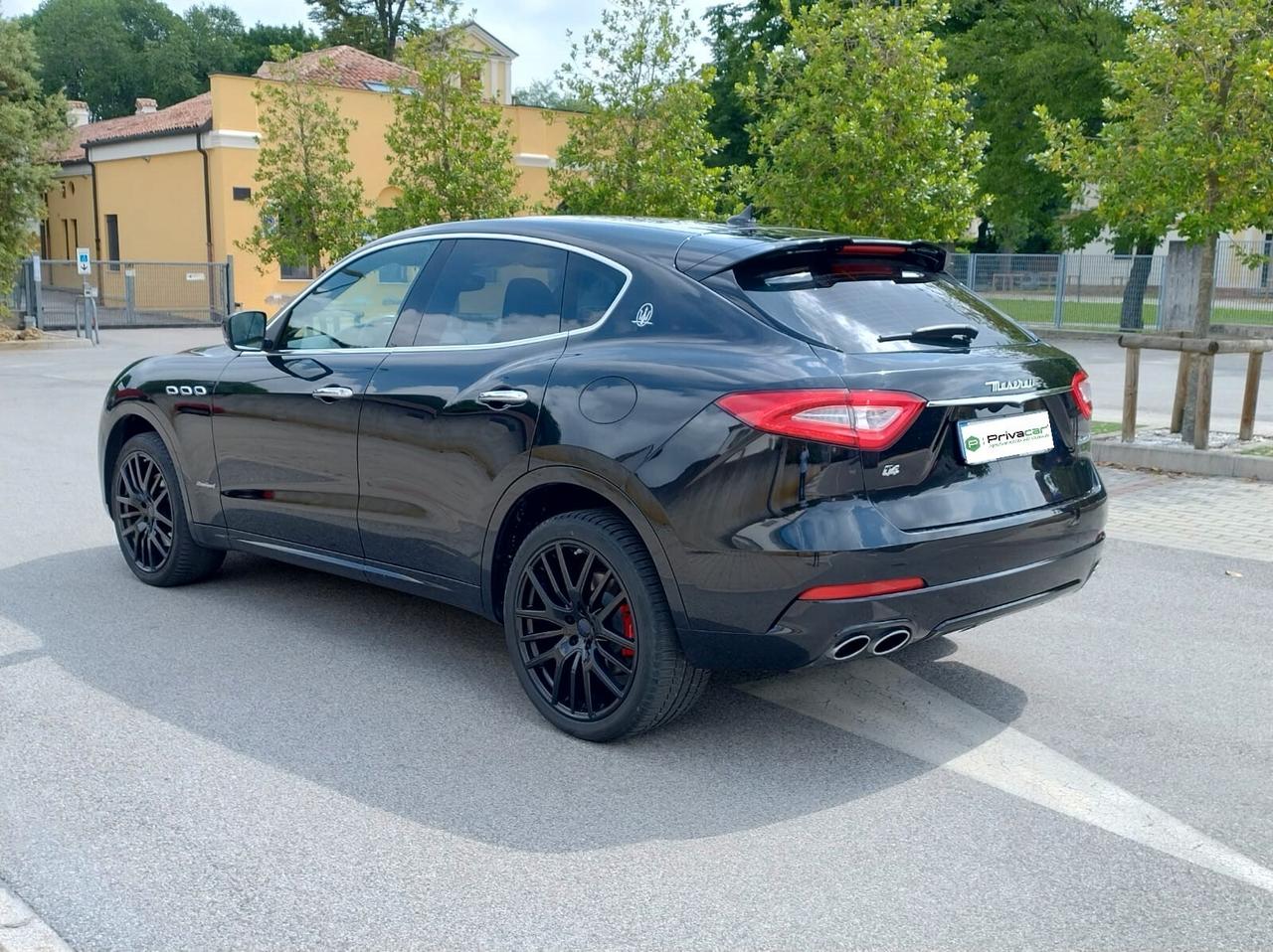 Maserati Levante V6 Diesel 275cv AWD Gransport UNIPRO