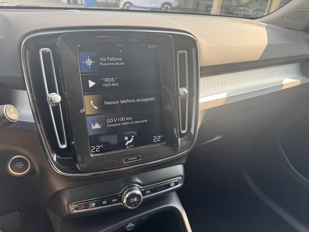 Volvo XC40 D4 AWD Momentum Pro 2.0 TDCi 190CV S&S