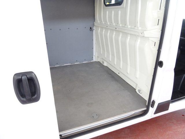 FIAT Ducato 30q 2.3 MJT 120CV PC-TN Furgone