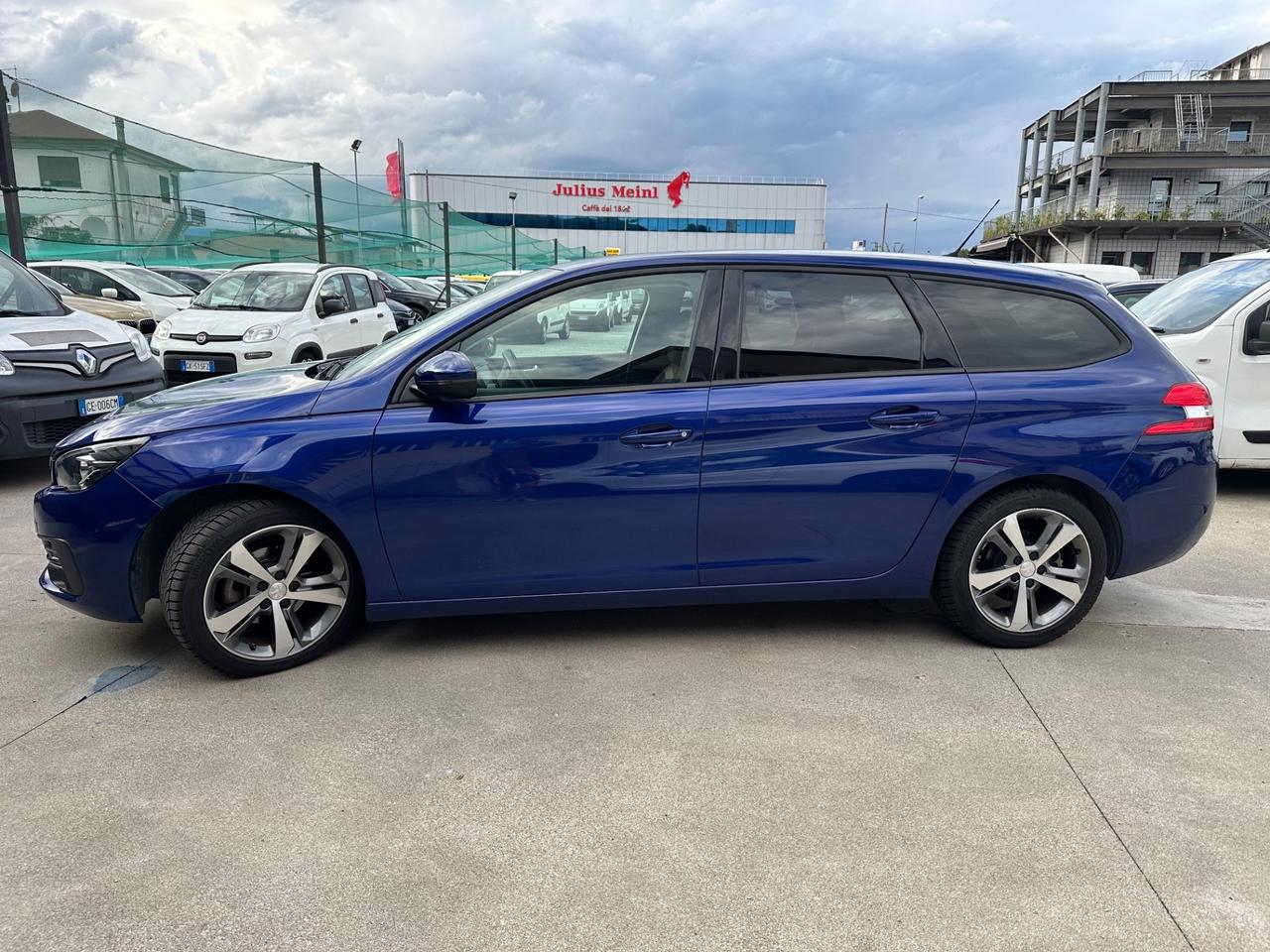 Peugeot 308 BlueHDi 130 S&S SW Allure