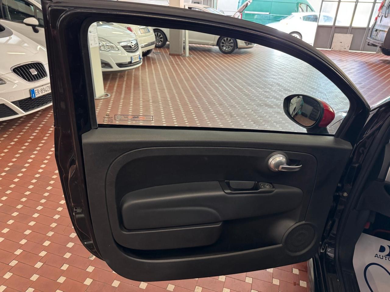 Fiat 500 1.2 Matt Black DUALOGIC - CAMBIO AUTOMATICO