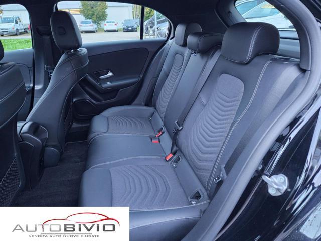 MERCEDES-BENZ A 200 d Automatic Business