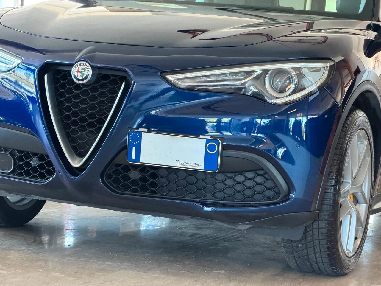 Alfa Romeo Stelvio Q4 2.2 TURBODIESEL 210 cv. AT8 EXECUTIVE (Full)