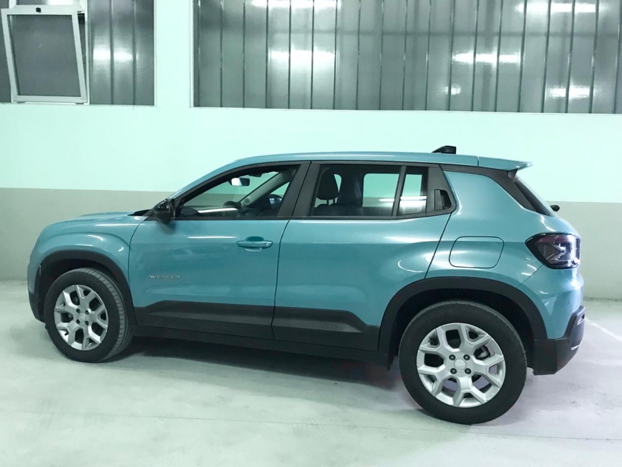 Jeep Avenger 1.2 Turbo 100 CV Altitude Lake