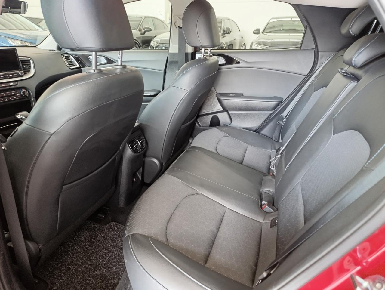 Kia Xceed 1.6 crdi mhev Business 136cv dct