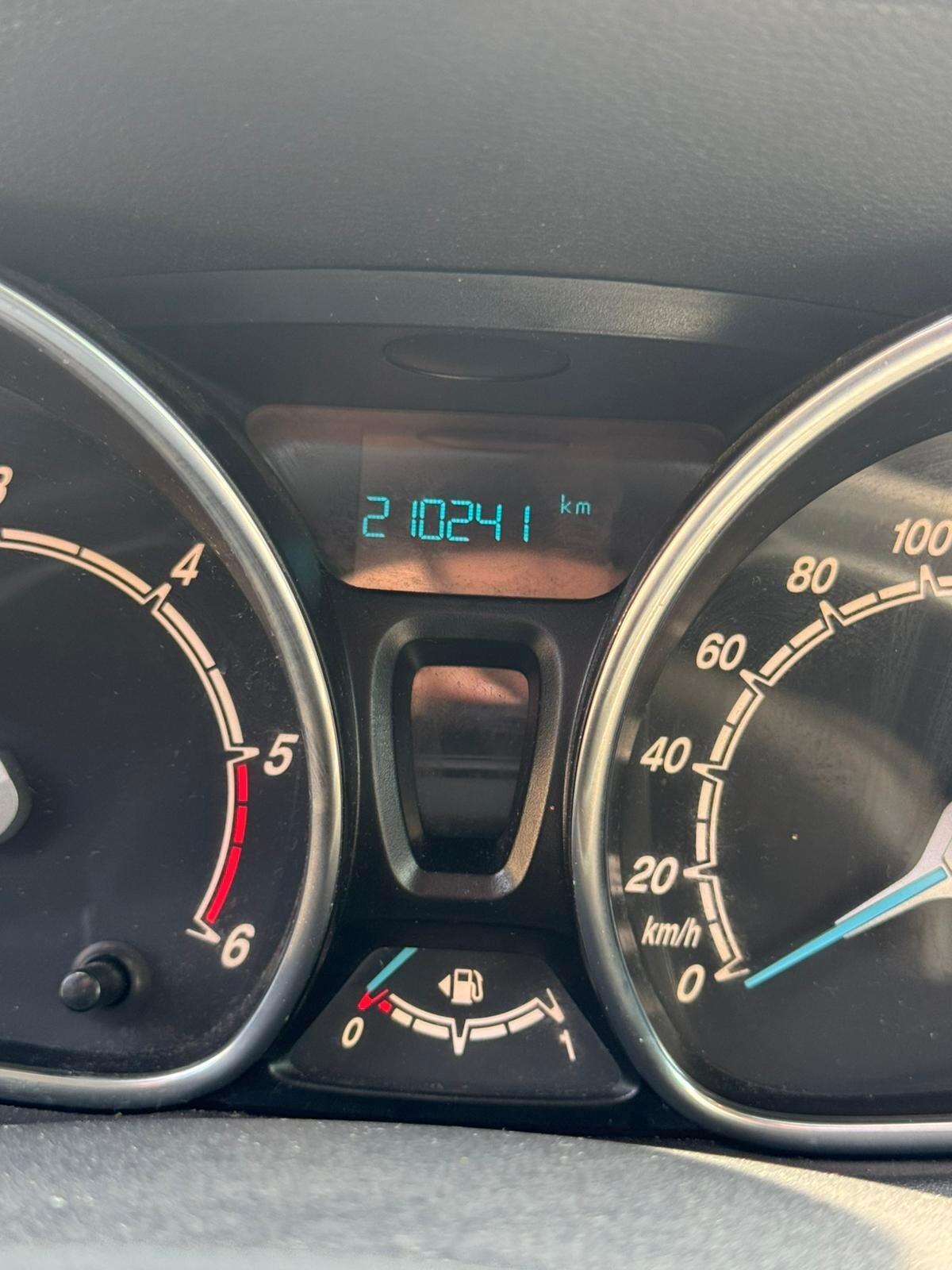 Ford B-Max 1.5 TDCi 75 CV AUTOCARRO 4 POSTI