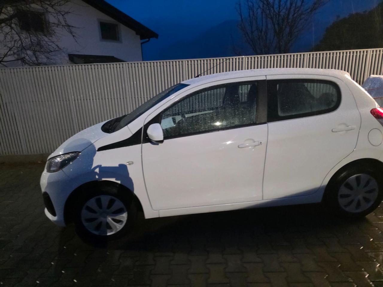 Peugeot 108 1.0 68cv 5 porte Allure TOP! Perfetta e garantita 12M