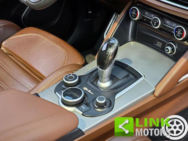 ALFA ROMEO Stelvio 2.2d 210 CV AWD Veloce Tetto Gancio Traino