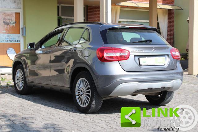 MERCEDES-BENZ GLA 180 d Automatic Business