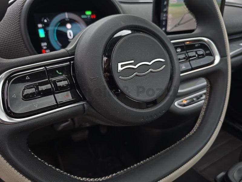 FIAT 500 500e 3+1 42 kWh La Prima