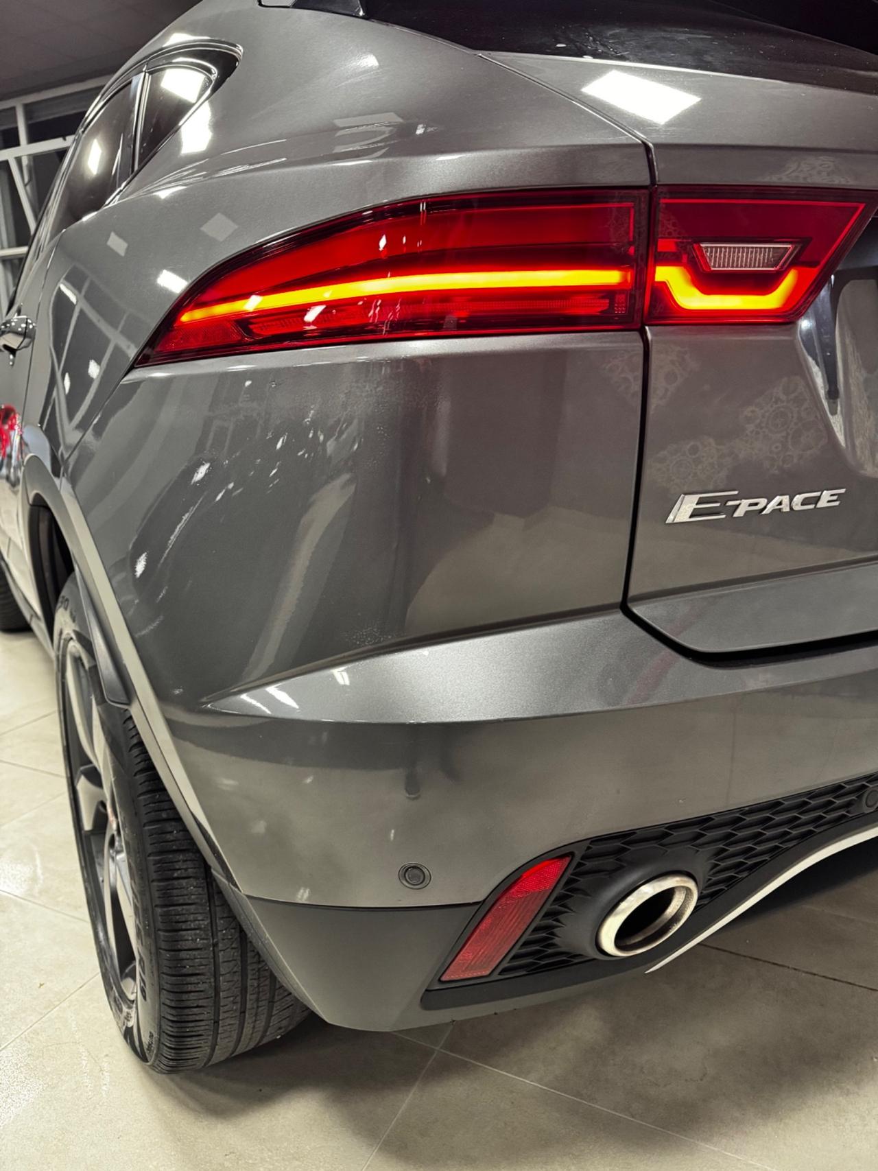 JAGUAR E-PACE 4WD R-DYNAMIC SPORT