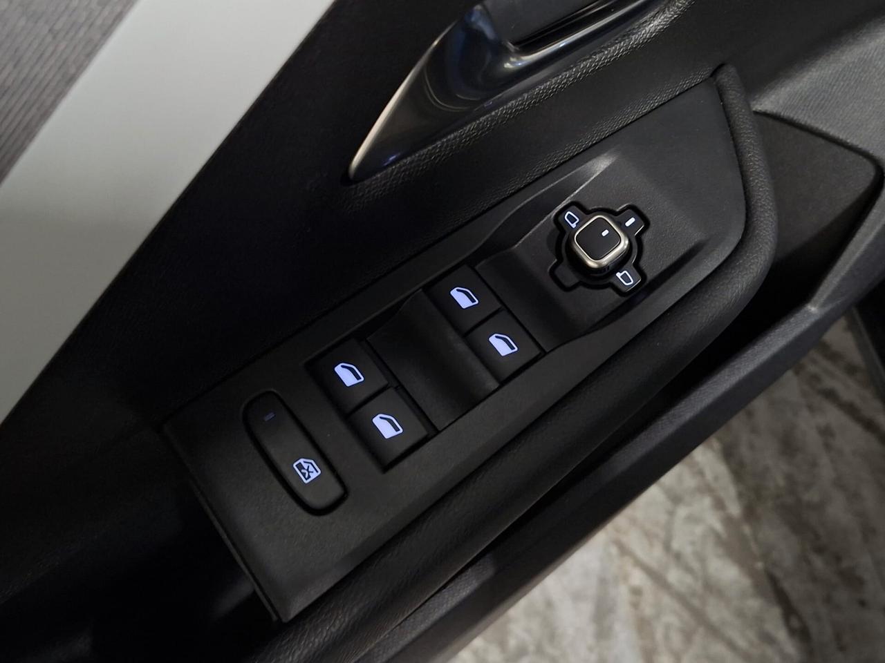 Opel Astra 1200 Turbo 110CV Edition Sports Tourer Km. 0