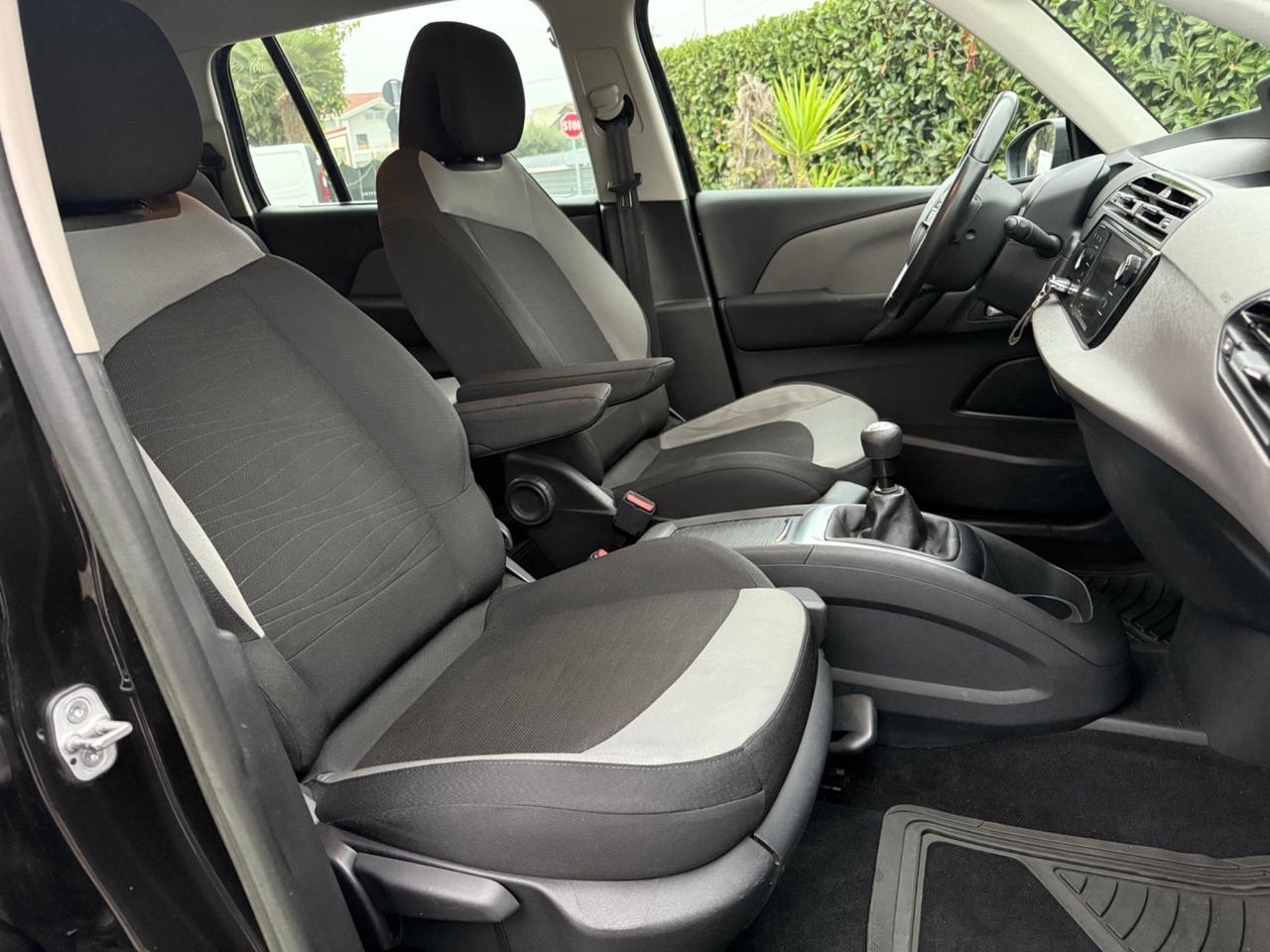 Citroen C4 PICASSO 1.6 E-HDi 7 POSTI