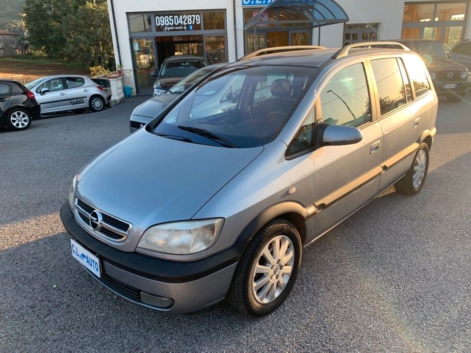 Opel Zafira 2.0 16V DTI cat Elegance